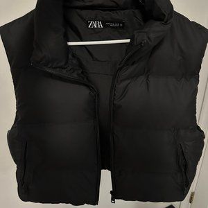 Zara Padded Vest XL Black nwot